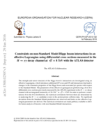 Constraints on non-Standard Model Higgs boson interactions in an effective Lagrangian using differential cross sections measured in the H → γγ decay channel at √s = 8 TeV with the ATLAS detector