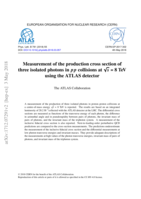 Measurement of the production cross section of hree isolated photons in p p collisions at √s = 8 T  t  eV  using the ATLAS detector