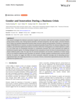 Gender and innovation during a business crisis
